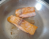 Foto del paso 1 de la receta: Guiso de judías y salmón