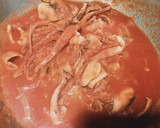 Foto del paso 3 de la receta: Pulpo con tomate 🐙