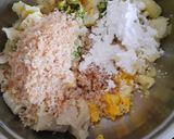A picture of step 2 of Corn raw banana tikki.