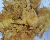 Foto langkah ke 6 dari resep Nasi Daun Jeruk Telur Dadar Barendo.