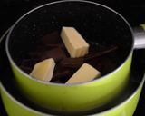 Une image de l'étape 1 de Cake choco carambar dans un bocal.