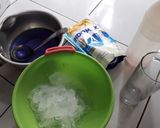 Foto langkah ke 2 dari resep Es susu bunga telang.
