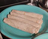 A picture of step 3 of Entomatadas with Mayonnaise.