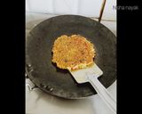 A picture of step 4 of Leftover rice spicy pan cake.