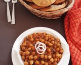 A picture of step 17 of Chole Bedmi Puri.
