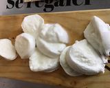 Une image de l'étape 2 de Roulés apéritif au jambon, mozzarella, basilic et épices façon wraps.
