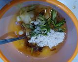 Foto langkah ke 4 dari resep Telur dadar kentang.