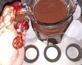A picture of step 3 of Moist Chocolate cream cupcakes♡.