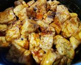Hình bước làm 2 của món Đậu hũ kho cà chua