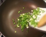 A picture of step 4 of Taiwanese Dried Radish Omelette.