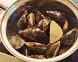 Foto del paso 1 de la receta Mejillones con alioli gratinado