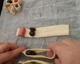 Foto del passaggio 7 della ricetta ANTIPASTI FIORI DI SFOGLIA 🏵️🌼😋