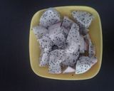 A picture of step 2 of Pitaya / Dragon fruit juice.