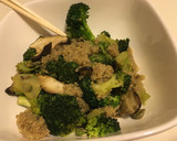 Foto del paso 5 de la receta: Verduras salteadas con quinoa y pollo al curry