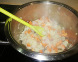 Foto del paso 1 de la receta: Crema de calabacín con crujientes