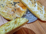 خبز بدقيق الذرة (خبز كيتوني)