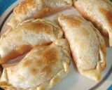 A picture of step 3 of Pizza Roll Empanadas.