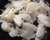 Foto del paso 1 de la receta: Pollo a la crema con papas
