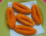Foto langkah ke 8 dari resep 🍌✨ Pisang Lilin Crispy Keju Meises By Jesslyn Orlane.