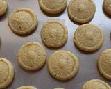A picture of step 4 of Malai Peda.