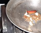 A picture of step 2 of Dry peanut chutney.