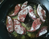 Foto del paso 2 de la receta: Hígado de lechal con setas
