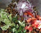 A picture of step 3 of Chana chat.