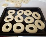 A picture of step 6 of Doughnuts.