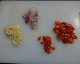 Foto langkah ke 2 dari resep Mix Sauté Vegetables with Oysters Sauce.