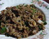 รูปขั้นตอนการทำที่ 7 ของ กะเพราหมูบด (หมูบดหมักเครื่อง) สูตร หนักเครื่อง V2