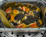 Foto langkah ke 4 dari resep Ikan Patin Kukus Daun Kemangi.