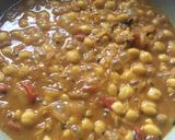 A picture of step 5 of Chole Masala.