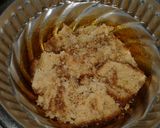 Foto del paso 3 de la receta: Budín de torta rellena con dulce de leche y flan