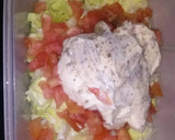 Foto del paso 2 de la receta: Ensalada de tomate con lechuga