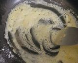 A picture of step 2 of White Rich Creamy Pasta.