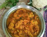 A picture of step 7 of Katla Cauliflower Curry.