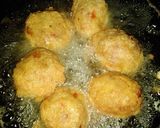 A picture of step 4 of Yam balls.