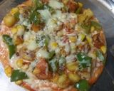 वेज डिलाइट चीज़ पिज़्ज़ा(veg delight cheese pizzza recepie in hindi) रेसिपी चरण 4 फोटो