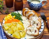 Foto langkah ke 7 dari resep Chicken Cordon Bleu with Creamy White Sauce.