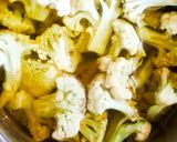 A picture of step 1 of Chilli gobhi with paneer.