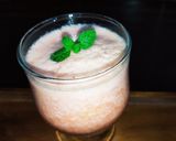 A picture of step 4 of Strawberry 🍓 and kiwi 🥝 Drink.