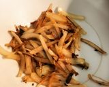 A picture of step 3 of Combination Stir-Fry with Cashew Nuts.