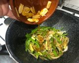 Foto del paso 4 de la receta: Rollitos de lomo rellenos de verdura y guarnición de ensalada campera
