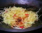 Foto langkah ke 4 dari resep Oseng Pepaya Muda.