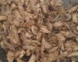 A picture of step 3 of Chicken Rolls (mosakhan).
