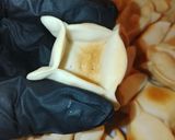 Foto del paso 1 de la receta: Tartaletas Exprés con Rellenos Atún /hongos/Roquefort y pera