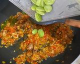 Foto langkah ke 4 dari resep Sambal Cumi Asin Pete.