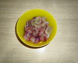 Foto del paso 2 de la receta: Pechuga de pavo con vino blanco, pasas y uva