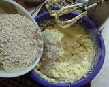 Foto langkah ke 2 dari resep Crunchy Oatmeal Cookies.
