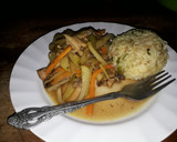Foto del paso 2 de la receta: Pollo y hongos ala Juliana con arroz encilantrado 🇸🇻